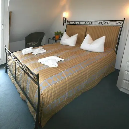 Apartament Haus-am-park-wohnung-41-122